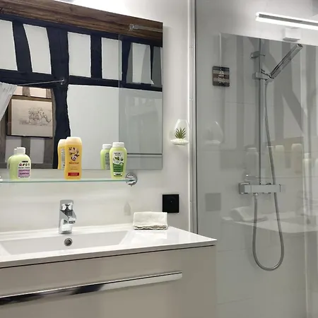 L'ile Enchantee - Typique - St Francois アパート *